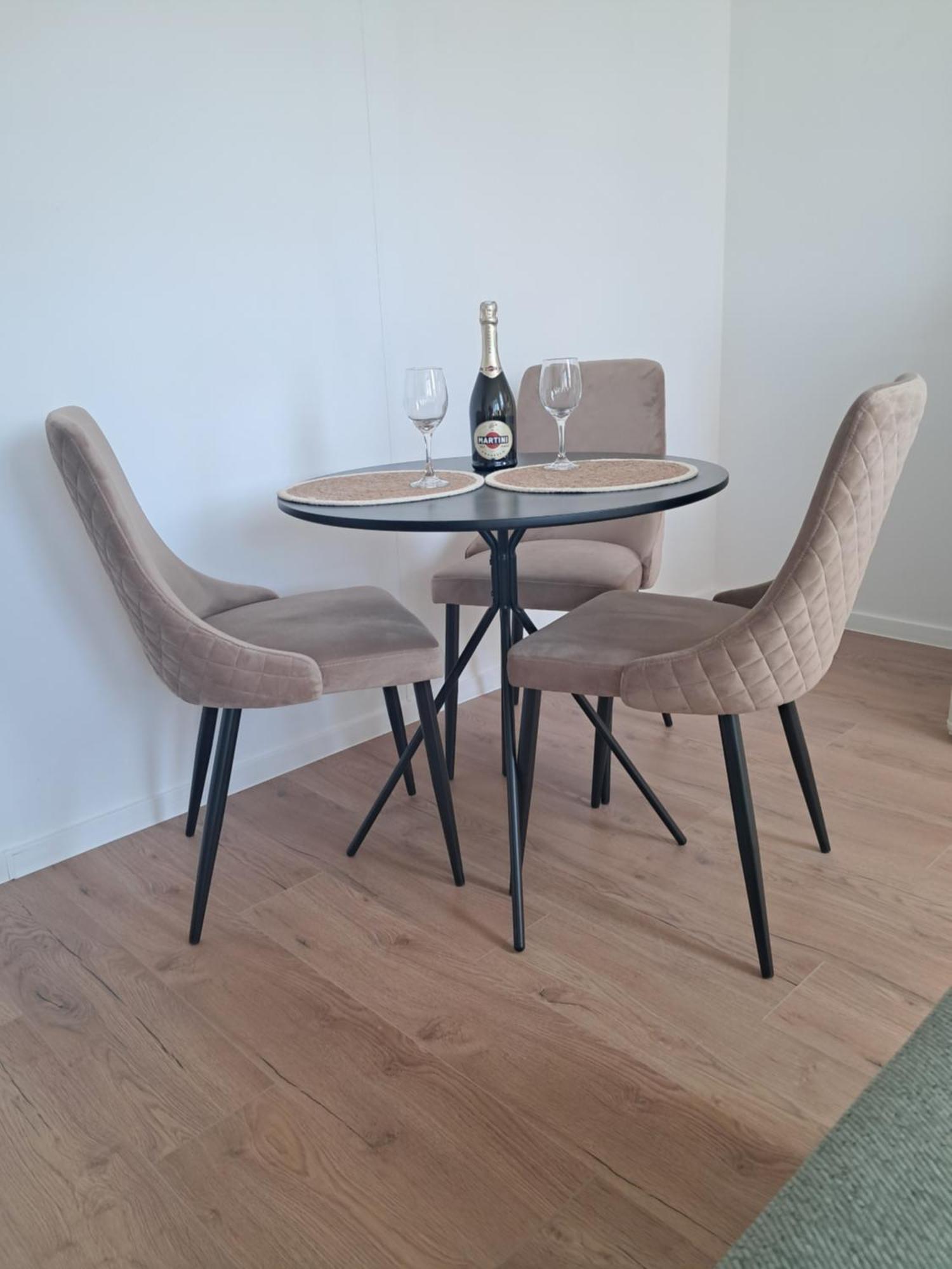Biale Koszary Apartment โอสโตรดา ภายนอก รูปภาพ